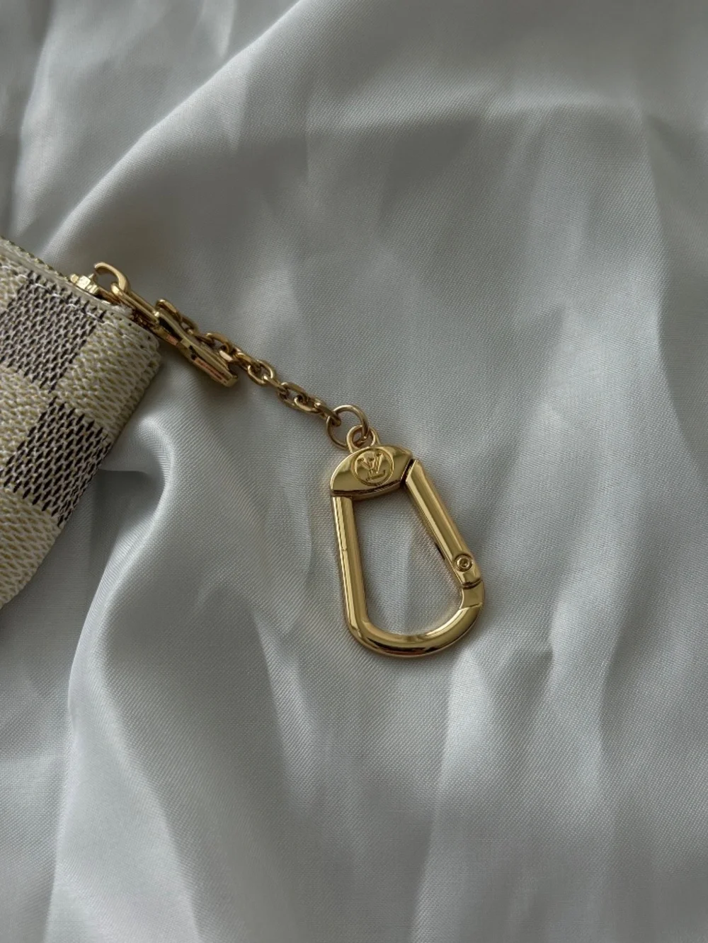 Louis Vuitton Damier Azur Pochette Clés Key Pouch Coin Purse Card Holder
